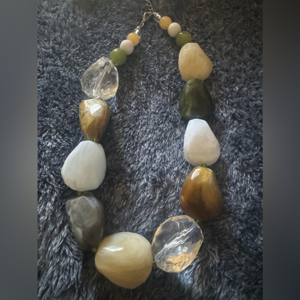 Beautiful Stone Necklace.  With Earrings